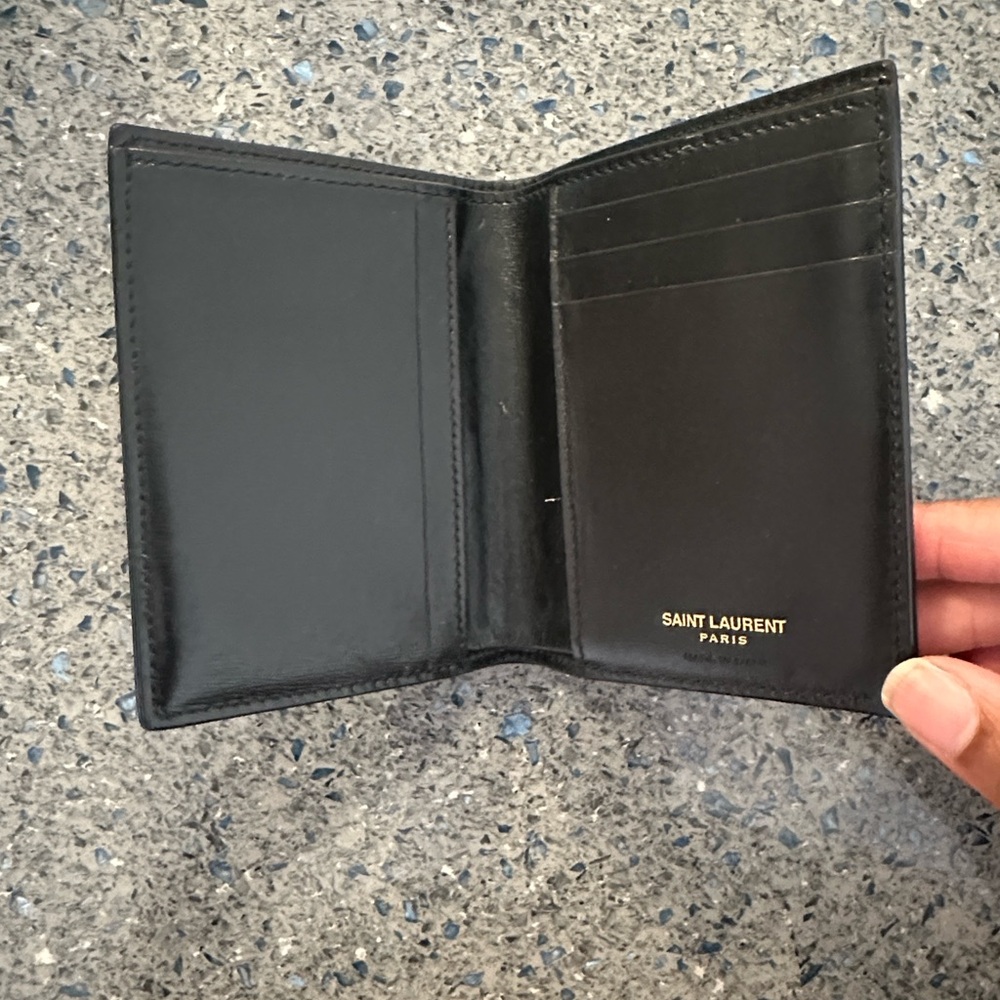 Saint Laurent Black Leather Card & Key Holder with Gold YSL Emblem - Picture 3 of 8